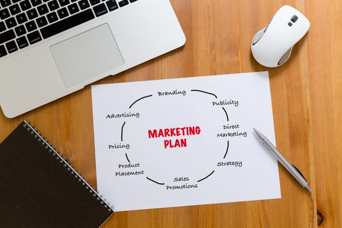 Bachelor Marketing et Commercial